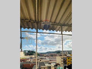 Trilocale in Vendita a Napoli, 80'000€, 60 m²