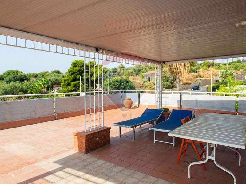 Trilocale in Vendita a Aci Castello, 180'000€, 110 m²