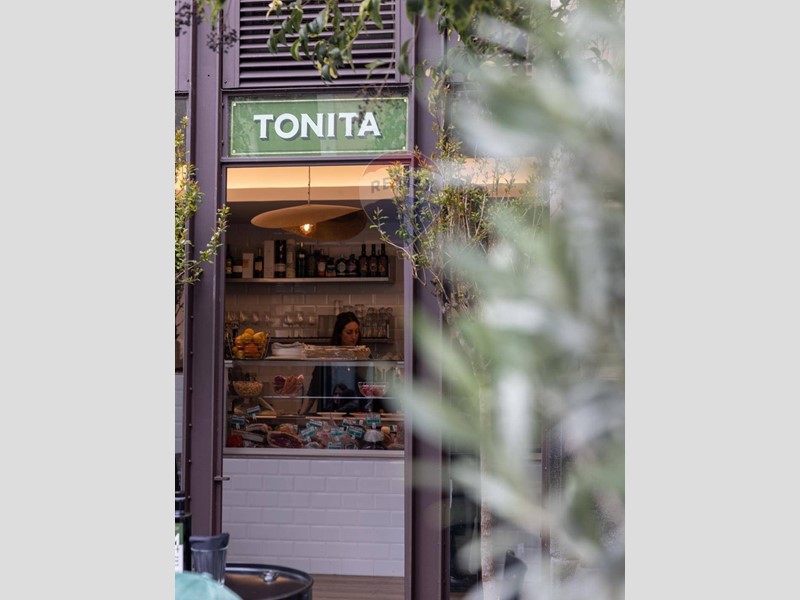 Attività commerciale in Vendita a Acireale, 120'000€, 57 m²