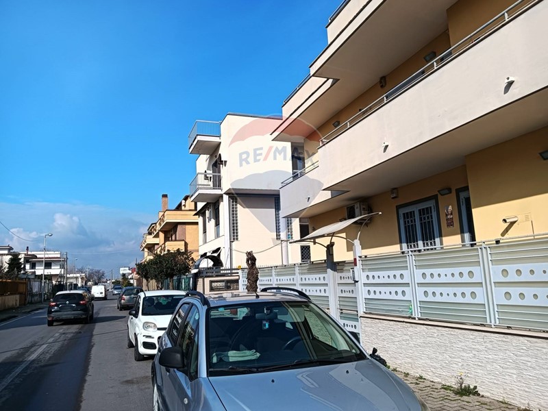 Trilocale in Vendita a Pomigliano d'Arco, 290'000€, 195 m²