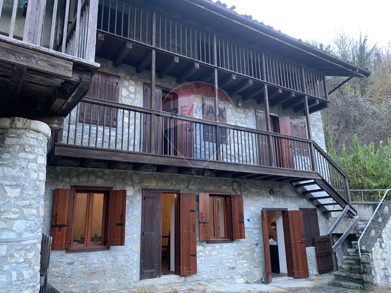 Casa Semi Indipendente in Vendita a Arsiè, 80'000€, 130 m²