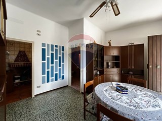 Appartamento in Vendita a Rodi Garganico, 89'500€, 114 m²