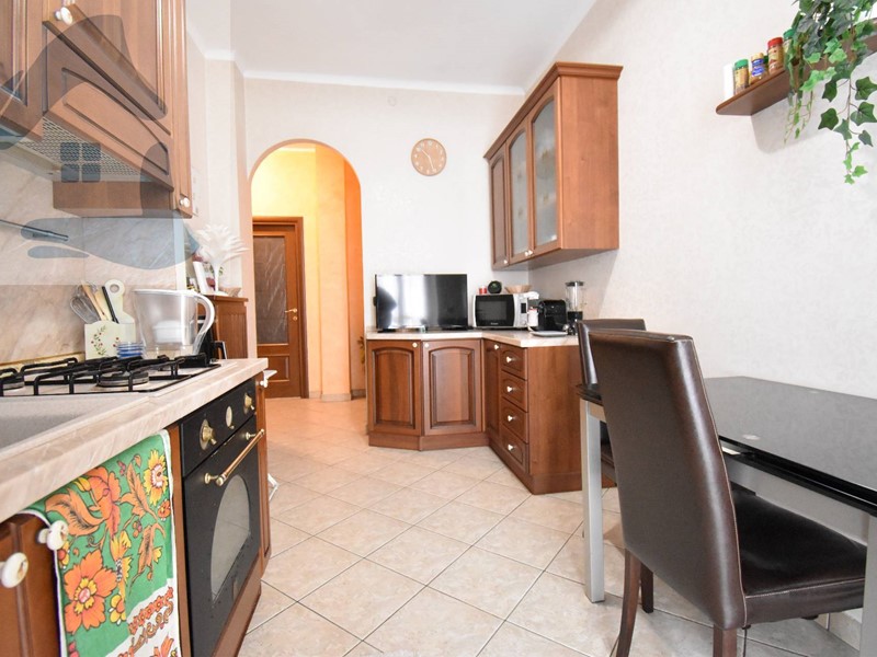 Trilocale in Vendita a Torino, 119'000€, 75 m²