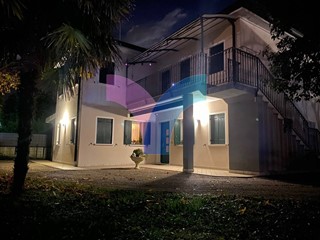 Casa Indipendente in Vendita a San Biagio di Callalta, 360'000€, 320 m²