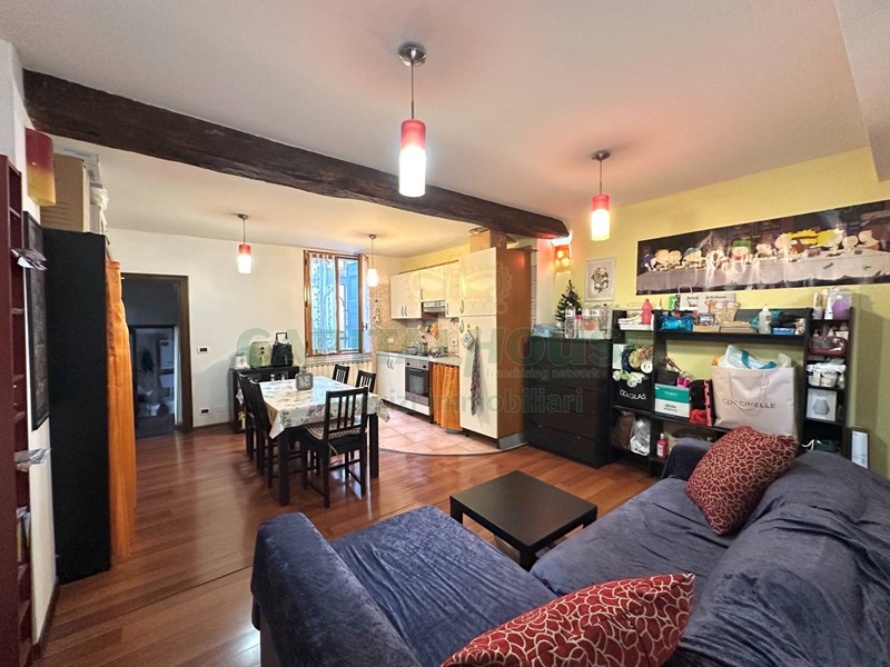 Trilocale in Vendita a Bologna, 289'000€, 70 m²