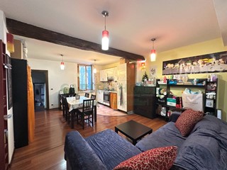 Trilocale in Vendita a Bologna, 289'000€, 70 m²