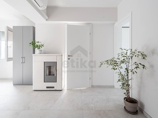 Villa in Vendita a Cordignano, 397'000€, 265 m²