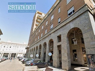Bilocale in Vendita a Vercelli, 60'000&euro;, 65 m²