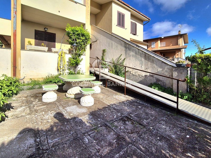 Villa in Vendita a Tarquinia, 219'000€, 143 m²