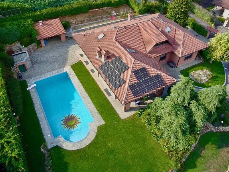 Villa in Vendita a Pietra Marazzi, 200 m²