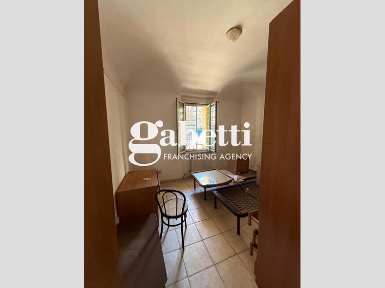 Bilocale in Vendita a Roma, 187'000&euro;, 60 m²