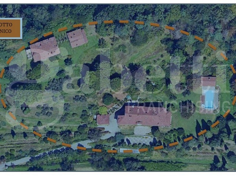 Villa in Vendita a Biella, 1'190'181€, 1450 m²