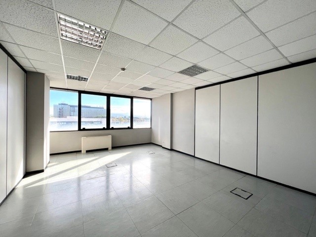 Ufficio in Affitto a Roma, 11'700&euro;, 1750 m²