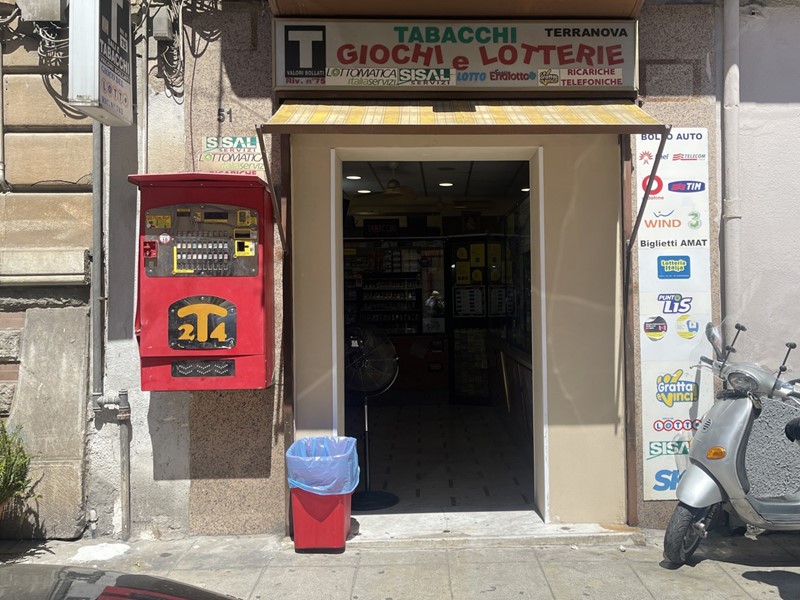 Negozio in Vendita a Palermo, 78'000€, 78 m²