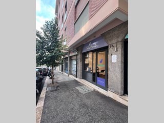 Negozio in Vendita a Roma, 220'000€, 50 m²
