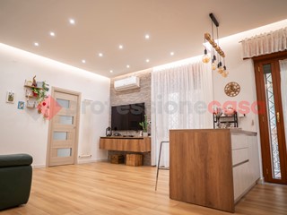 Trilocale in Vendita a Portici, 245'000€, 90 m²