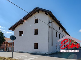 Villa in Vendita a Sizzano, 109'000€, 280 m²