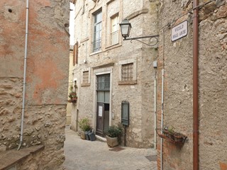 Trilocale in Vendita a Lugnano in Teverina, 38'000€, 67 m²