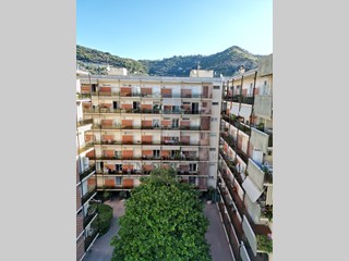 Quadrilocale in Vendita a Ventimiglia, zona Vicinanze mare, 165'000€, 50 m²