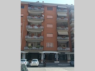 Immobile commerciale in Affitto a Roma, 3'800&euro;, 180 m²