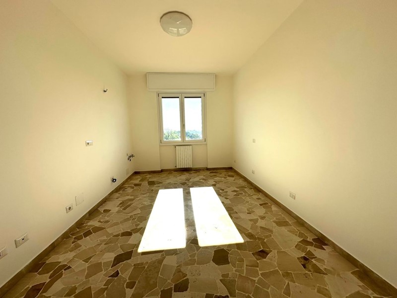 Trilocale in Vendita a Senago, 130'000€, 71 m²