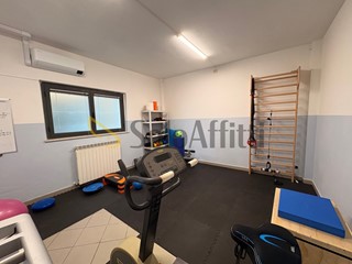 Ufficio in Affitto a Sovicille, zona Volte Basse, 600€, 50 m²