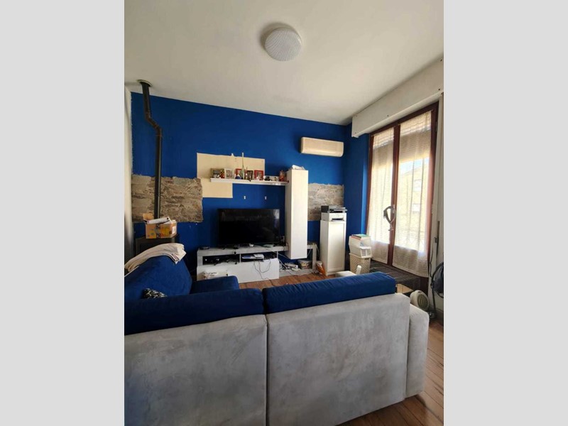 Appartamento in Vendita a Villafranca in Lunigiana, 75'000€, 80 m²