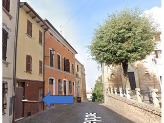 Appartamento in Vendita a Terre Roveresche, zona CENTRO STORICO -PIAZZA, 38'000&euro;, 98 m²