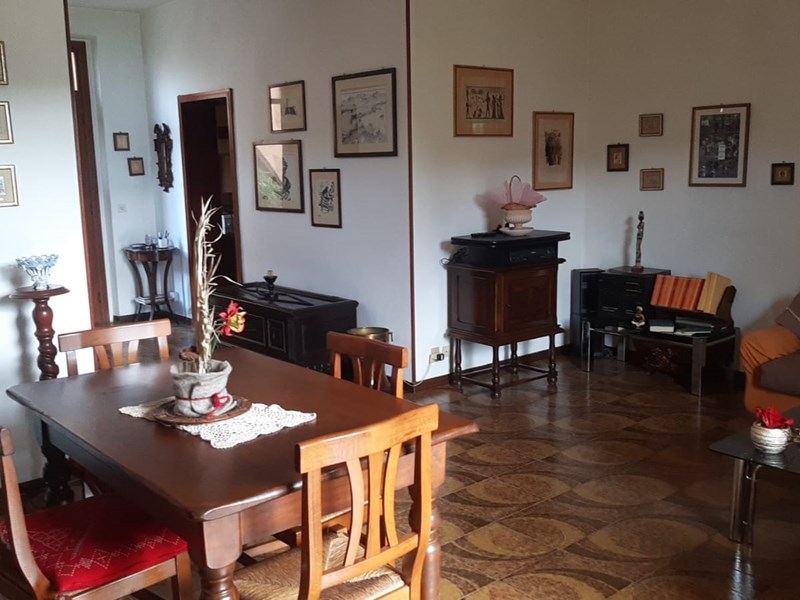 Villa in Vendita a Sovicille, zona Rosia, 280'000€, 170 m²