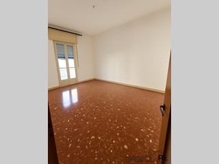 Trilocale in Vendita a Pescara, 125'000€, 93 m²