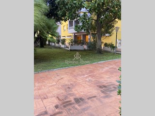 Trilocale in Vendita a Livorno, 239'000€, 121 m²