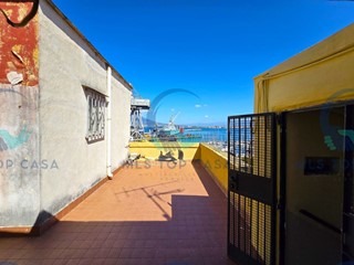 Bilocale in Vendita a Castellammare di Stabia, 99'000€, 61 m²