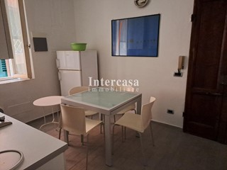 Bilocale in Vendita a Pisa, 150'000€, 35 m², arredato