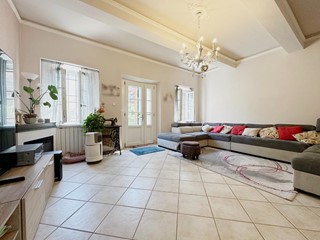 Casa di corte in Vendita a Capannori, zona Santa Margherita, 280'000€, 200 m², arredato