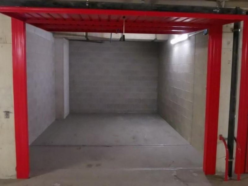 Box in Vendita a Milano, 37'920€, 35 m²