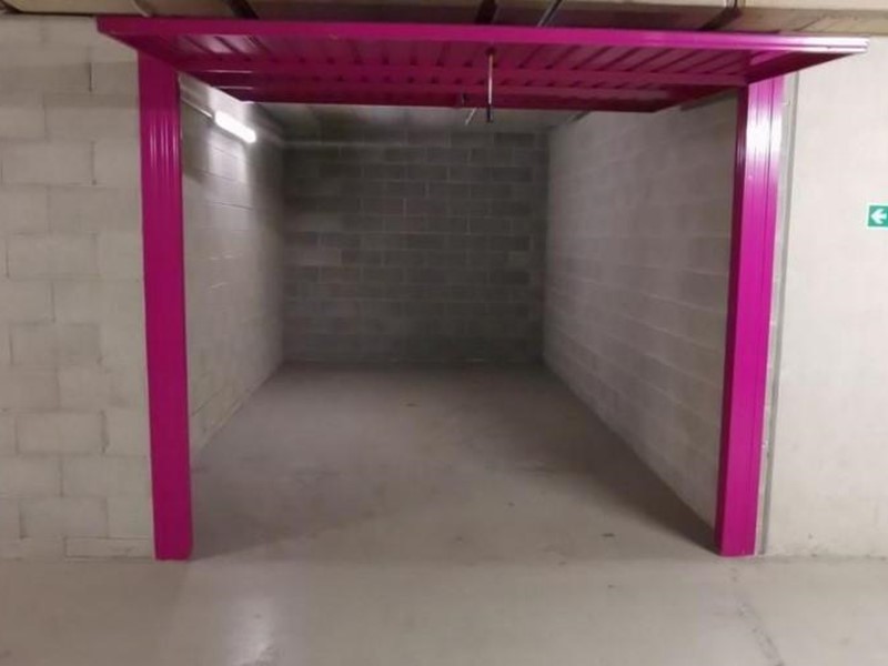 Box in Vendita a Milano, 18'240€, 18 m²