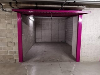 Box in Vendita a Milano, 40'360€, 41 m²