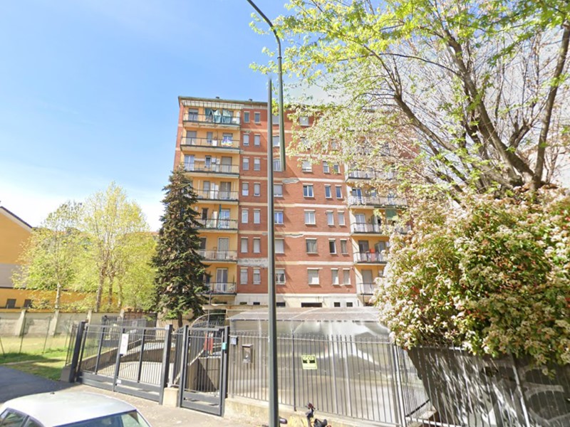 Box in Vendita a Milano, 9'375€, 14 m²