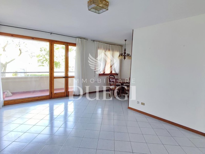 Appartamento in Vendita a Viareggio, 330'000€, 89 m²