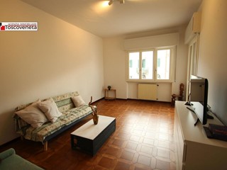 Appartamento in Affitto a Lucca, zona Sant'Anna, 950€, 100 m², arredato, con Box