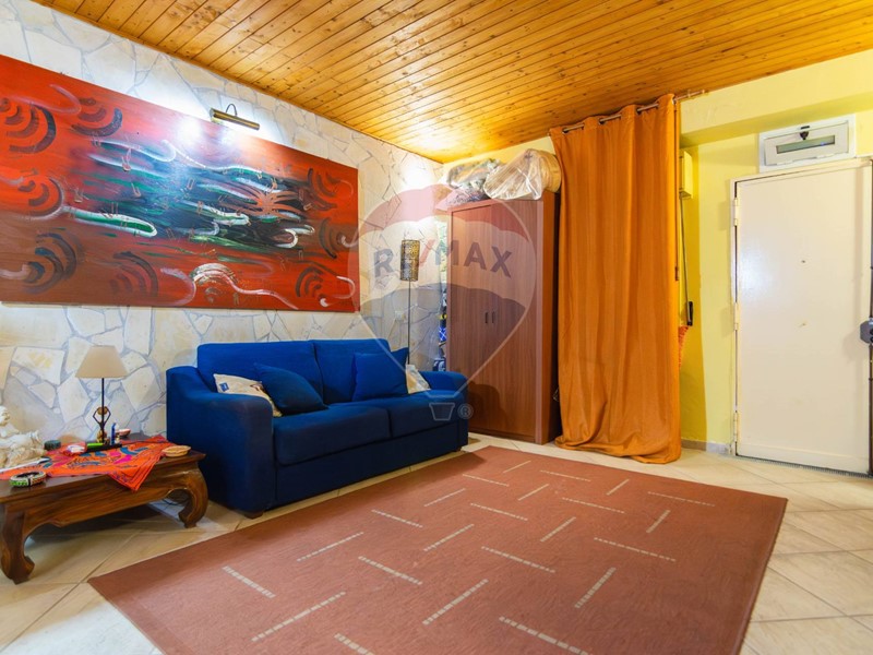 Monolocale in Vendita a Aci Castello, 38'000€, 35 m²