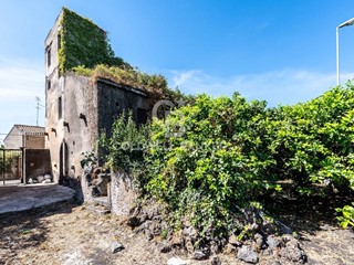 Rustico in Vendita a Acireale, 259'000€, 188 m²
