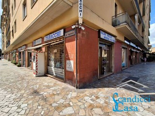 Attività commerciale in Vendita a Scandicci, 180'000€, 45 m²
