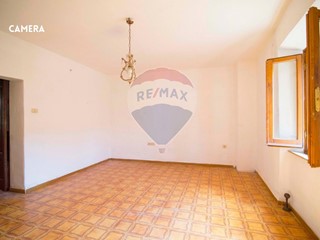 Casa Indipendente in Vendita a Roccastrada, 65'000€, 115 m²