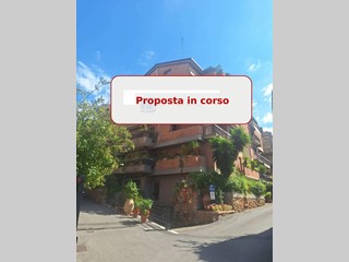 Quadrilocale in Vendita a Roma, 850'000&euro;, 164 m², con Box