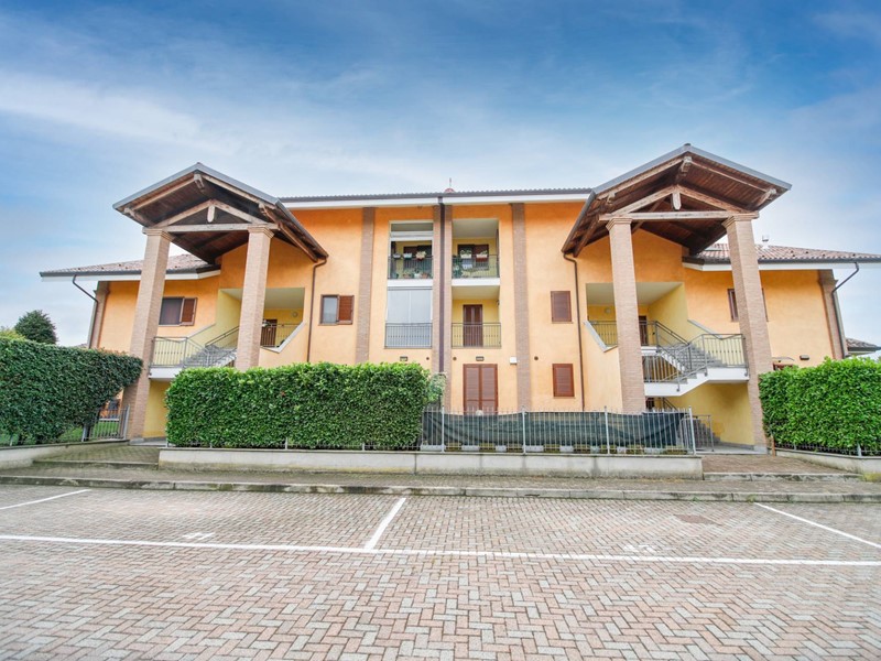 Appartamento in Vendita a San Benigno Canavese, 180'000€, 140 m²