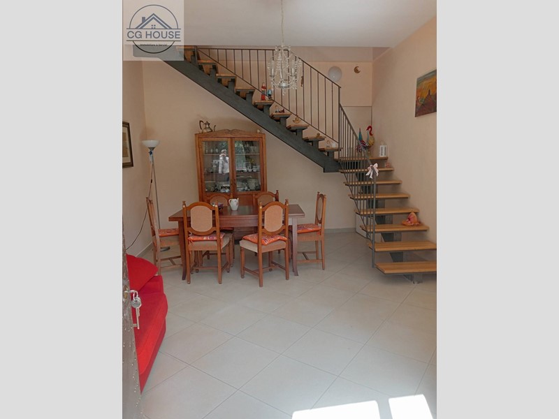 Casa Semi Indipendente in Vendita a Quindici, 75'000€, 80 m²