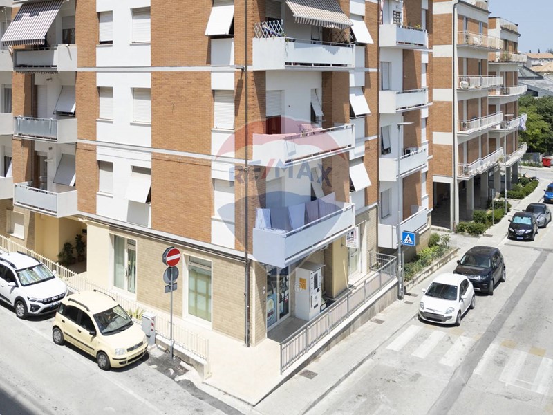 Quadrilocale in Vendita a Recanati, 240'000&euro;, 141 m²