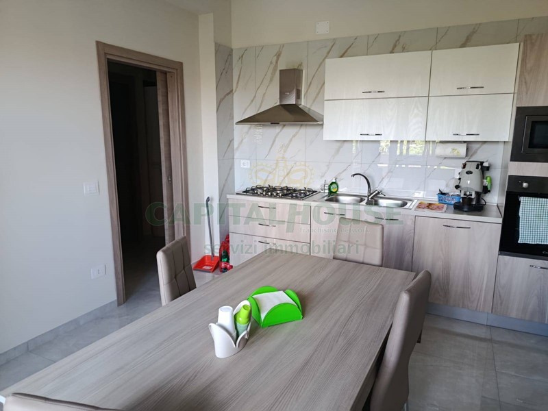 Bilocale in Affitto a Caserta, 650€, 60 m²