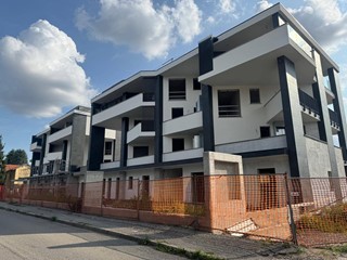 Trilocale in Vendita a Gallarate, 285'000€, 95 m²